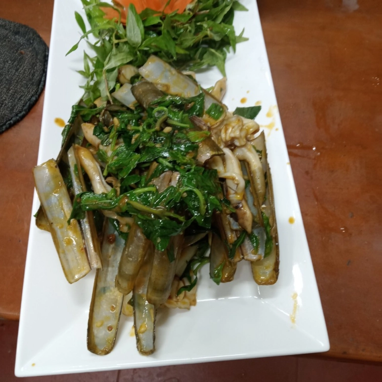 Ốc móng tay