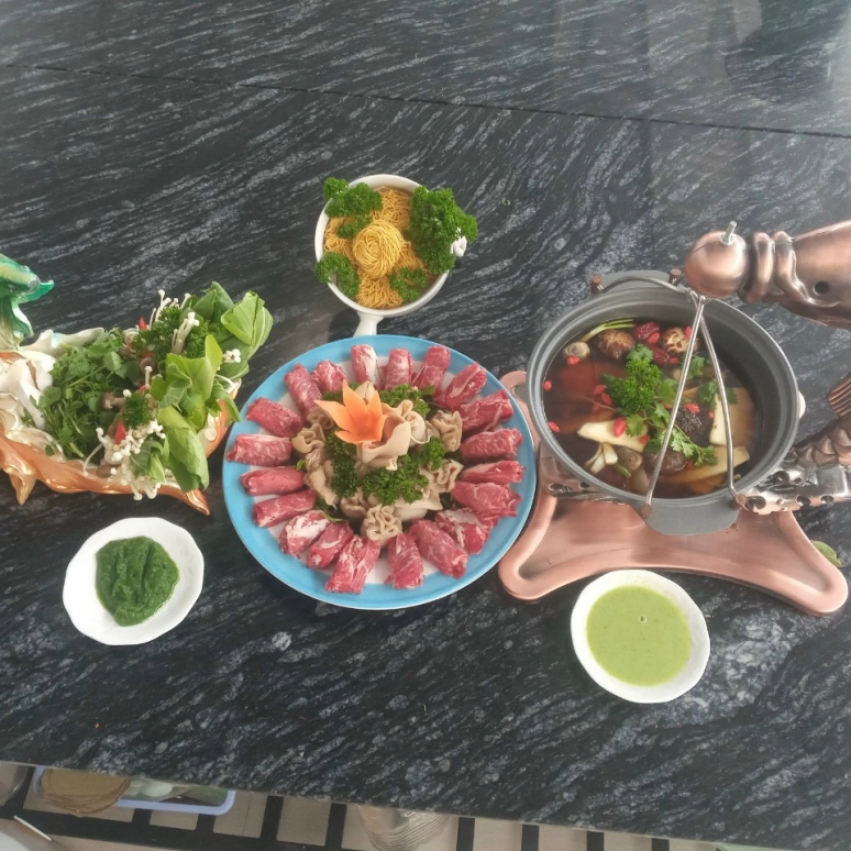 Lẩu Bò
